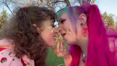 Let’s just say what people say about pineapple is true okay 😂🍍🍍 I literally made her eat pretty much the whole thing on our picnic just to do some testing of my own hahaha