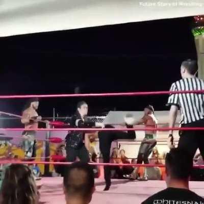 mike whoopin his ass