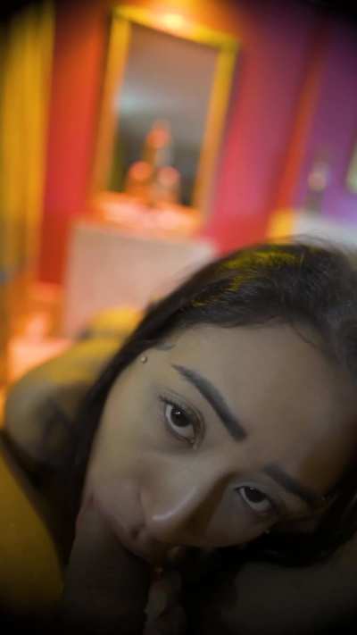 Good girl loves to get throat fucked