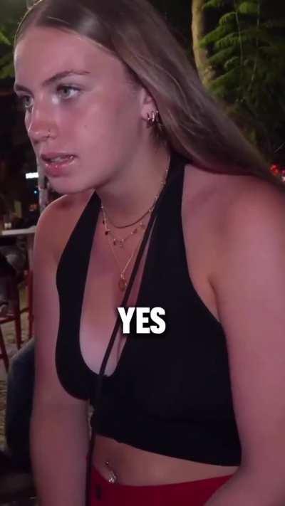 France Has Size Queens Too