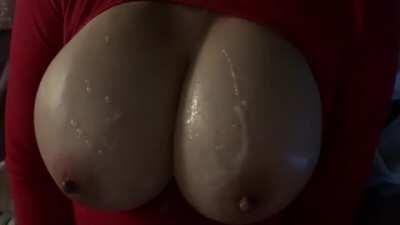 5ft tall with an all natural E cup