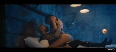 imagine Yovanna on top