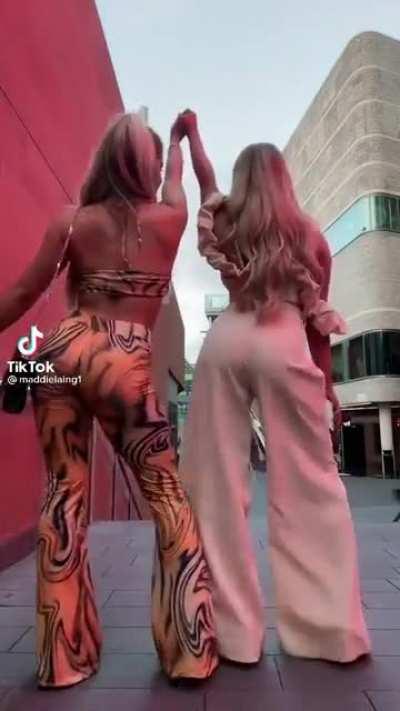 GirlsInFlarePants - Video #1197