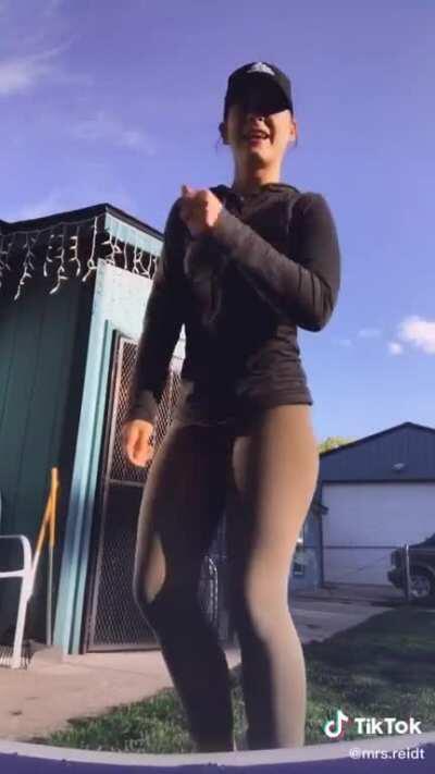 Incredible ass shake