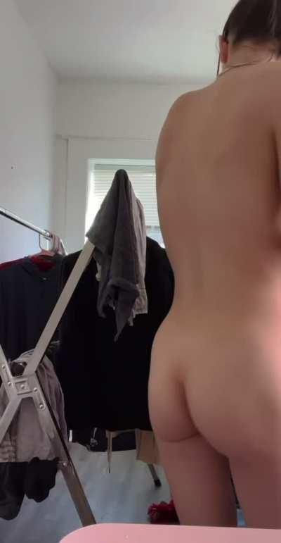 Just hanging up laundry while naked