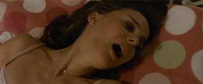 Mila Kunis eating out Natalie Portman’s wet vagina