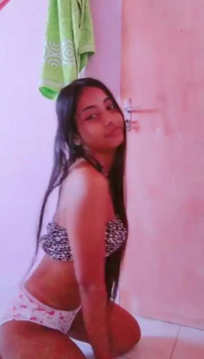 MORENINHA PERFEITA - LIVE COMPLETA NOS COMENTARIOS 🔥