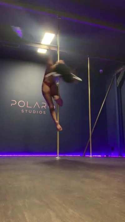 A friend told me to try dancing with fairy wings 🧚 was fun until they got stuck in the ayesha entry!