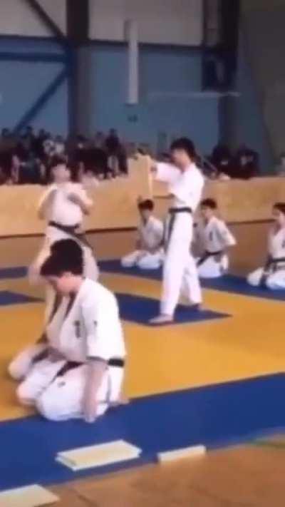 Man who catch fly with chopstick, accomplish anything