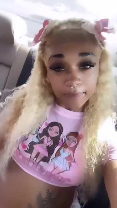 r/Upperlipsmelling Lounge