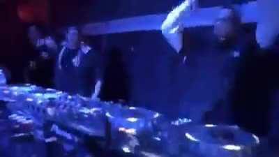 Making a meme with my songs until someone makes a level out of them (yes, I'm whitelisted). Day 1