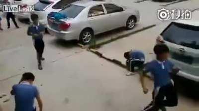 1 Boy Takes Down Five Bullies