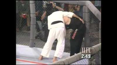 Royce Gracie VS Keith Hackney - First Sprawl and Brawl in UFC History