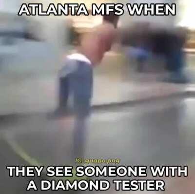 in the back wit the gang😈