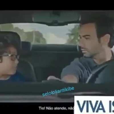 Meu deus, isso seria viajem no tempo 😲