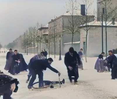 Snowball fight in Lyon, France (1896)