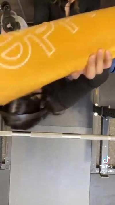 Gym Girls with Big Ass in Leggings