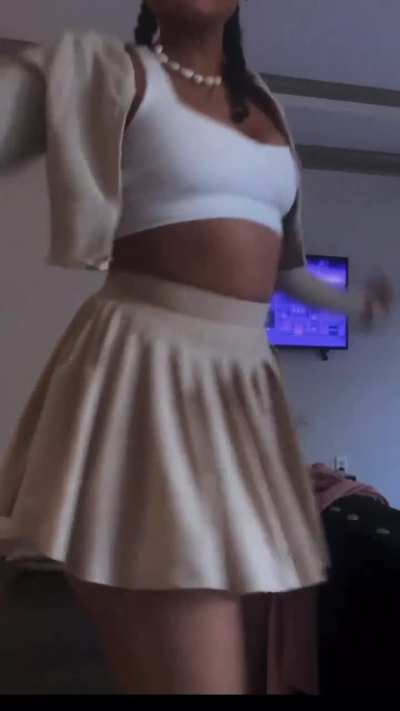 Any leaks of her let me know @officialdeedessy OF Dessygory