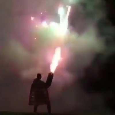 STAND NAME: ｢THE FIRE AND THE FURY｣ STAND MASTER: ｢KING OF AMERICA｣