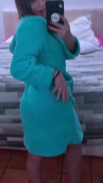 Would you like to take a shower with me ?