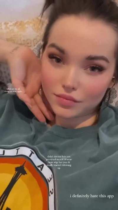 This fuckpuppet is smiling because she knows she is a cum drainer for both women and men 🥵