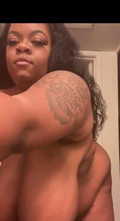 Ebony huge tits