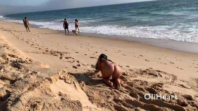 New month new subs! I have reached 200 subs on my onlyfans, come be part of the next 100 and support this project 🙏 LINK ON COMMENTS AND BIO