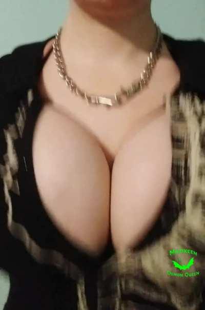 I call this my bone-r dress,what do you think