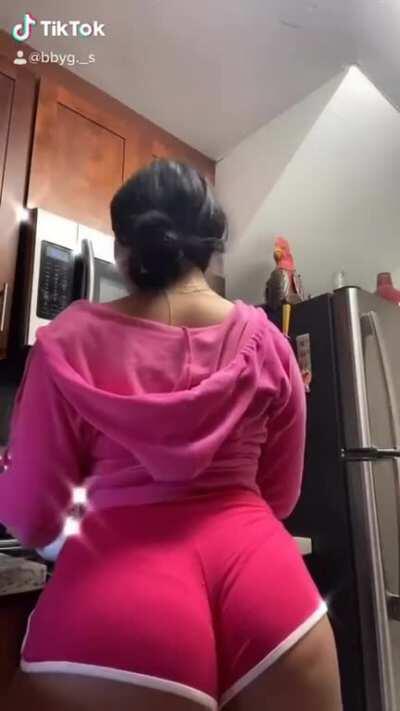 Tik tok content or onlyfans content🤔cant tell the difference