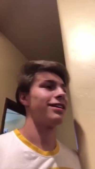 A lot of people in r/perfectlycutscreams told me that this is cringe. Yet I don’t find this cringe.