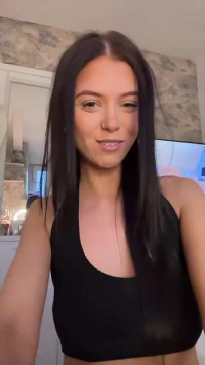 Don’t break eye contact 👀