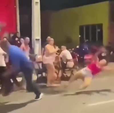 adam özel yetenek kullandi aq