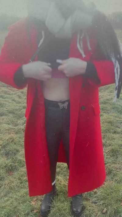 Heute mal draußen unterwegs😈