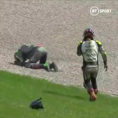 Valentino Rossi avoids out-of-control bike by centimetres in today's MotoGP