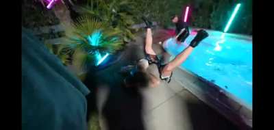 HAHAHAHA fühle mich do schlecht weil ich kein Mitleid hatte und gelacht habe. 😂