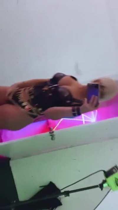 Ashley martelle 🔥