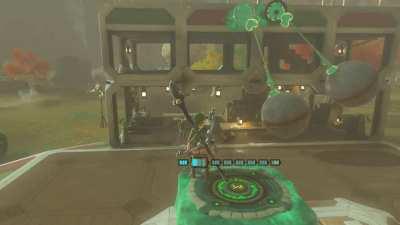 Took the weird rail physics out of the equation, and reduced the problem to 2 spheres, still doesn't work properly 