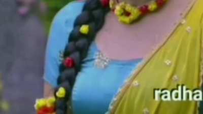 Why do they shake so much all the time. Uff