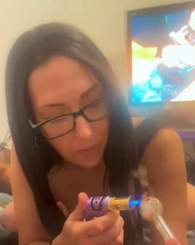 Content available or cam session $$