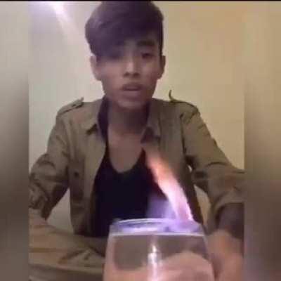 WAG NYO GAGAYAHIN TO GUYS😂