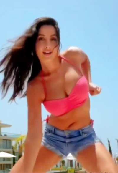 Nora Fatehi [new]
