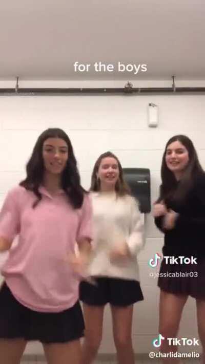 charlidamelio2 - Video #7923