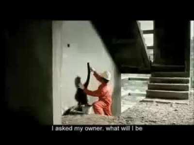 Iklan Holcim (Que Sera Sera) yang bernuansa cukup horror.