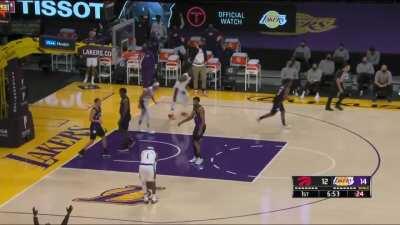 [Highlight] Caruso with the big dunk
