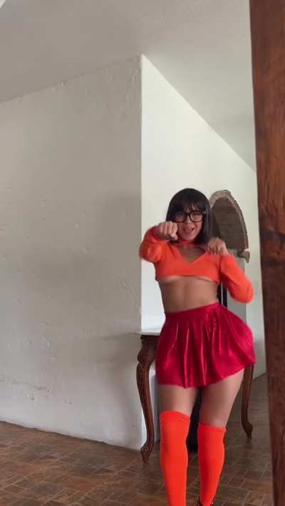 Do you like my cosplay? 😈