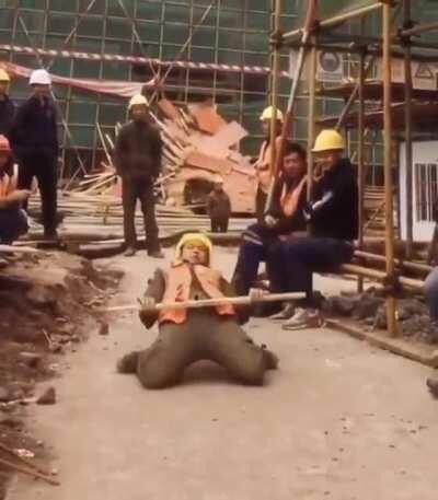 min mave efter jeg har spist risengrød fra kinagrillen