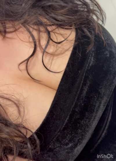 A short glimpse of how did I dress up for the New Year’s Eve.