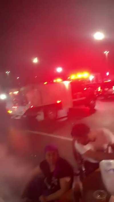 Facem si noi un gratarel in America ...