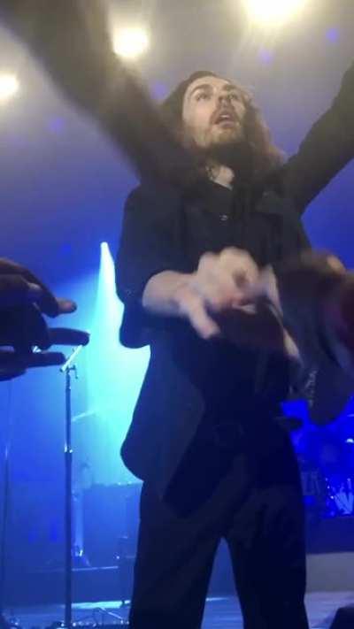 Are we still posting personal concert videos on here? Because I cannot believe that this was already a year ago 🖤 (sound is off because whatever came out of my mouth was not so pretty, but this was during TMTC, Sacramento, 10/21/19)