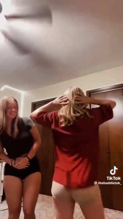 Crazyyyyy amounts of cake